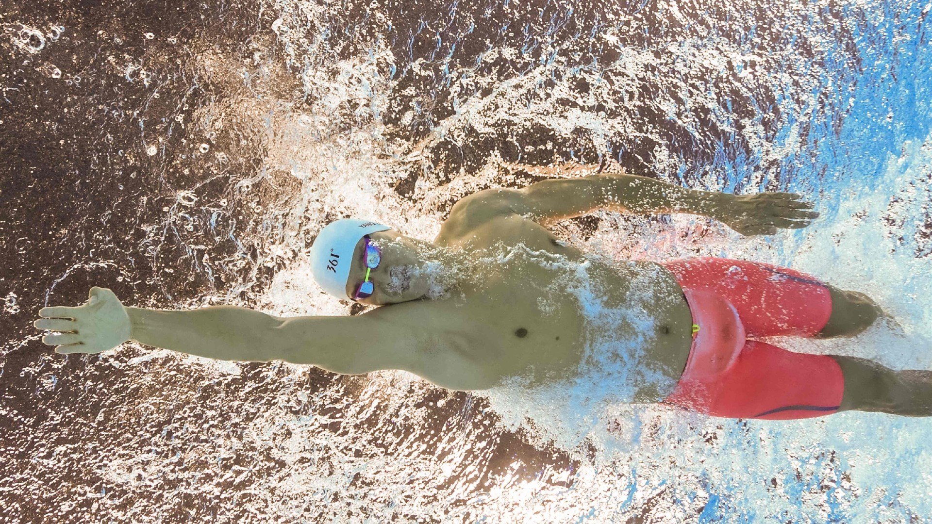 青训人才是否过早参与商业比赛影响成长,青训需要什么资格